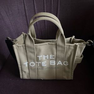 The Small Tote Bag- Marc Jacobs. Great condition